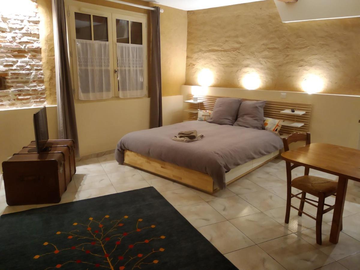 Au Coeur De Montastruc-La-Conseillere - Chambres D'Hotes Buitenkant foto