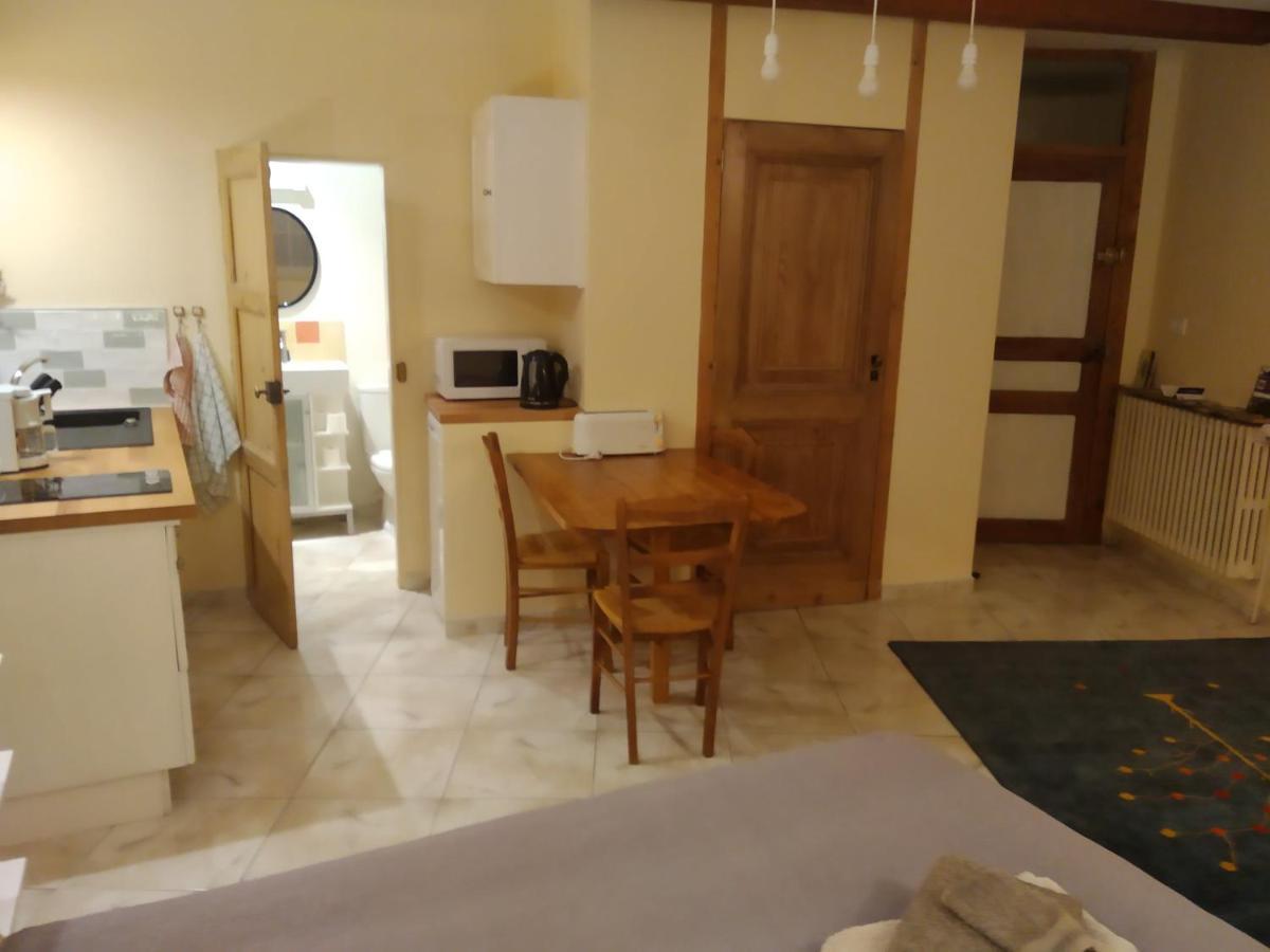 Au Coeur De Montastruc-La-Conseillere - Chambres D'Hotes Buitenkant foto