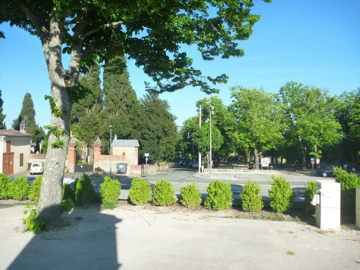 Au Coeur De Montastruc-La-Conseillere - Chambres D'Hotes Buitenkant foto